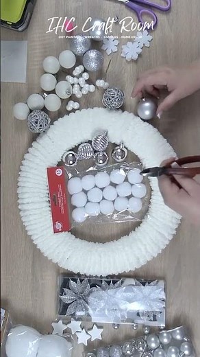 DIY Wreath Hack: The Secret to Gluing Ornaments FLAT on a Wire Wreath Frame!