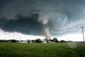 States with the most dangerous weather