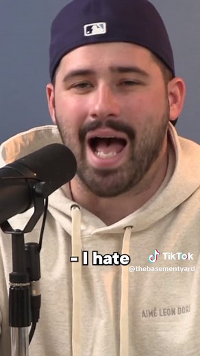 Praying Mantis: Eco-Friendly Pest Control Explained