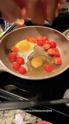 🍳very easy 5 minutes breakfast. #breakfastinspo #wellness #breakfastrecipe #breakfastrecipe