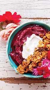 October kicks-off 🌱Vegetarian Awareness Month🌱Vegetarianism promotes the benefits of a vegetarian lifestyle, raising awareness about plant-based diets and encouraging people to try vegetarianism for a day—or longer! 4 Ingredients VEGGIE VEGAN🌟ON SALE NOW🌟$24 incl.Postage #vegetarianrecipes #vegan #vegetarian | 4 Ingredients