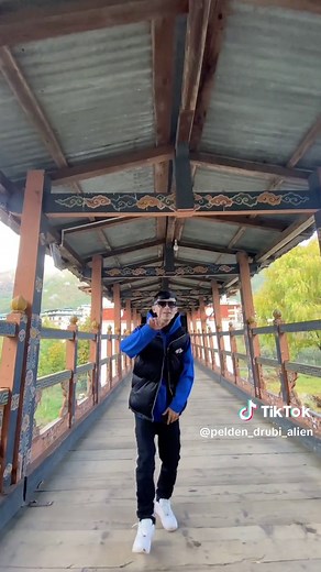 Pelden drubi alien on TikTok