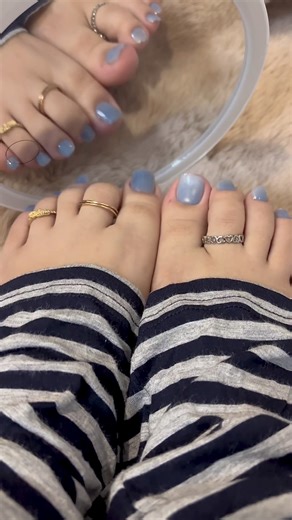 How to Apply Press On Toenails for a Flawless Look