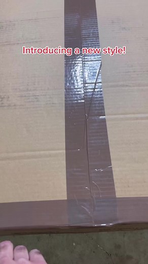 Neon 80s Vibes!! #disney #mousercise #disneyadult #distok #mickeymouse #neon #80s #80skid