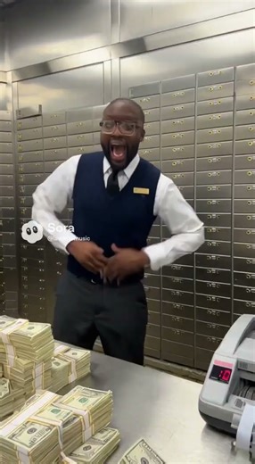 Just Getting A Small Loan 💵💰😂 #viral #Skit #Comedy #lol #Funny