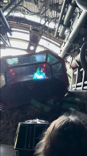Lieutenant Bek Lost his Voice on Rise of the Resistance #disneyshorts #starwars #riseoftheresistance