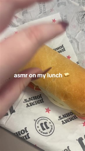 the bread sounded so good to tap and scratch on (my hands are clean lol) #asmr #foodasmr #officeasmr #lofiasmr #lowqualityasmr