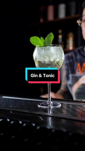 Crafting the Perfect Gin and Tonic with Cinchona Bark