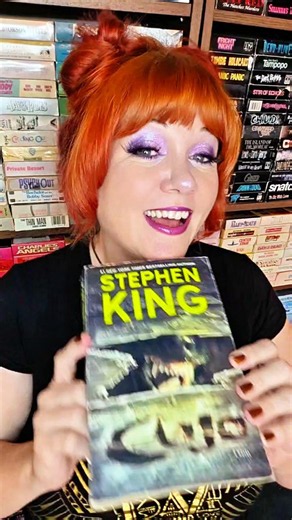 Happy #stephenkingsunday! Let's read the first sentence of Stephen King's 1981 novel CUJO together!
