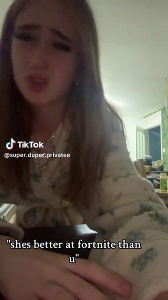 fake knife tiktok 🥰🥰🥰🥰🦄😇😇😇😇
