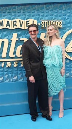 ✨ Pedro Pascal et Vanessa Kirby, un duo toujours complice Ce 10 juillet, Pedro Pascal et Vanessa Kirby ont illuminé le lancement UK de The Fantastic Four: First Steps au BFI IMAX Waterloo à Londres. Sur le blue carpet, leur complicité saute aux yeux : regards tendres, éclats de rire… et un Pedro Pascal fan de la chanson “Stand by Me” . Un duo déjà adoré par les fans, qui semble plus uni que jamais avant la sortie du film événement le 23 juillet prochain. #pedropascal #vanessakirby #FantasticFour