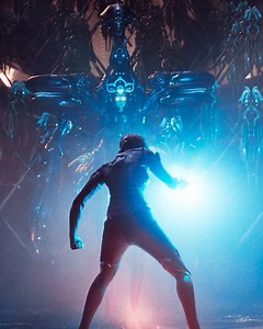 @playwarframe on Instagram: "#TheNewWar begins December 15 on all platforms! Watch the full Cinematic Trailer on YouTube now! Prepare for #warframe ‘s biggest cinematic expansion yet and discover your power within."