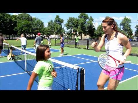 Andrea Petkovic teaches the "Petko Dance" - New Haven Open 2012