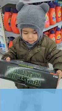 【2歳】 何だこれは？アメリカ育ちの彼の欲しい物 #shorts