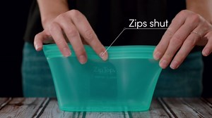 Zip Top 24 oz. Gray Reusable Silicone Sandwich Bag Zippered Storage Container Z-BAGS-02