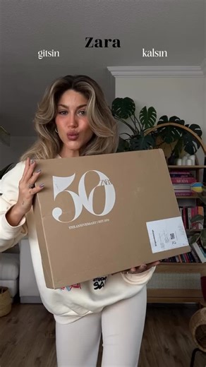 Haul Zara 😍😍 Codice nelle storie in evidenza DICEMBRE ♥️ I codici li potete trovare nel mio canale Instagram ISCRIVETEVI 😍 Se volete il codice scrivete Ref e vi scriviamo il codice in privato ma ricordatevi di sbloccare i DM #zara #zarahaul #zaranewin #aff Cr video ⬇️ @busragulerr ❤️ | dressingroom.it