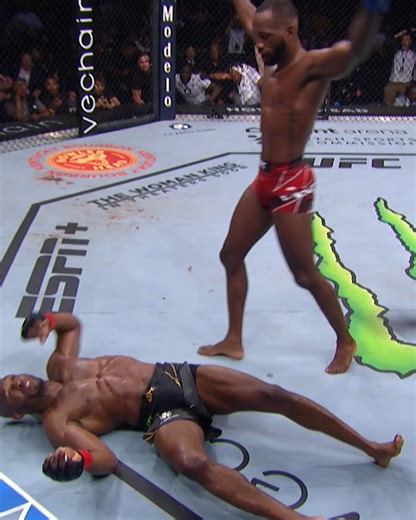 NEVER give up on a fight! Go Top 5 on these Comeback KO Victories 🤯 | UFC