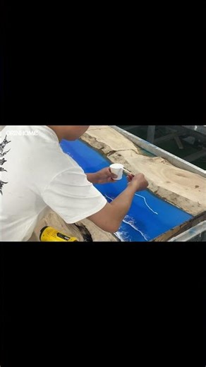 Do you know how resin wave effects are made?