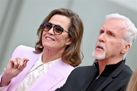 James Cameron Once Explained How Sigourney Weaver Reversed Her ‘Aliens’ Role in ‘Avatar’