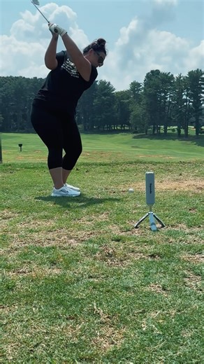 40K views · 542 reactions | Range day with the @rapsodogolf launch monitor + simulator  this golf tool is incredible! Can’t wait to set this up indoors for the winter months  #golf #golfgirl #fun #golfsimulator #rapsodogolf #myfairwayladies | Nicole Butler | Facebook
