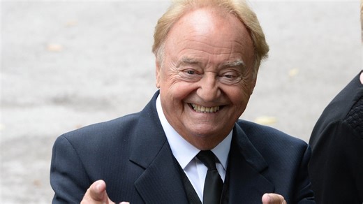 Gerry And The Pacemakers singer Gerry Marsden dies aged 78 as Celtic pay tribute