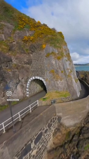 13K views · 183 reactions |  The iconic Black Arch on the Causeway Coastal Route! Have you explored this spectacular scenic route before? Take this as your sign! ✨ #CausewayCoastalRoute #BlackArch #NorthernIreland #MyGiantAdventure #ShapedBySeaAndStone #causewaycoast | Discover Northern Ireland | Facebook