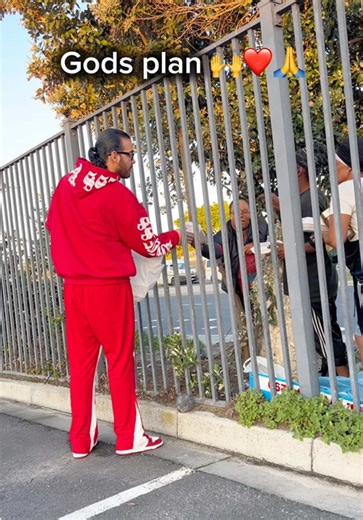 The Power of Giving: Transformative Life Lessons