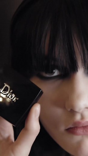 Achieve the Perfect Dior AW21 Makeup Look with These Tips