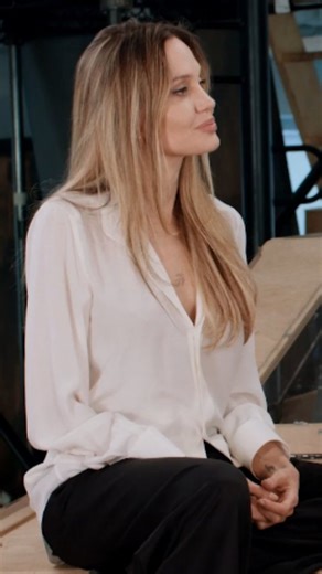 1.7K views · 1K reactions |  Tony Award Winners Angelina Jolie and Danya Taymor on The Outsiders The Outsiders Musical official tour will start in Tulsa, Oklahoma at the Tulsa Performing Arts Center starting October 7-12, 2025. Watch on YouTube: https://youtu.be/3tI11IMOEUQ?si=RxcJ4t57KaR5yMjj #angelinajolie #danyataymor #theoutsidersmusical | Angeltresjolieog | Facebook