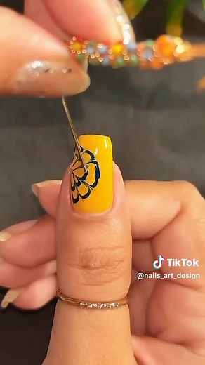 Easy Nail Art Design Tutorial for Beginners