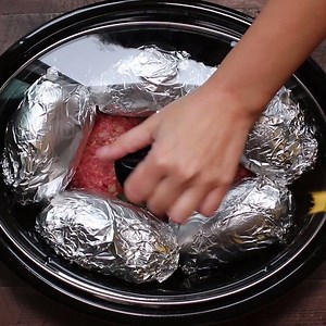 Slow Cooker Meatloaf and Baked Potatoes! Recipe: https://www.themagicalslowcooker.com/slow-cooker-meatloaf-and-baked-potatoes/ Pin for later: https://www.pinterest.com/pin/322992604519200410/ Follow me on YouTube: https://www.youtube.com/c/TheMagicalSlowCooker?sub_confirmation=1 | The Magical Slow Cooker