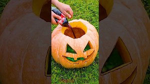 Coca Cola and Mentos vs Halloween Pumpkin 🎃 #cocacola #experiment #halloween #mentos | Power Vision