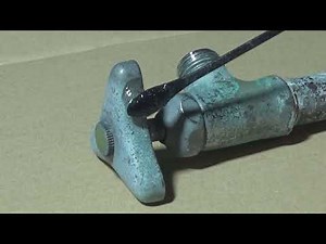 銅錆洗浄剤（強固な緑青を除去する実験）