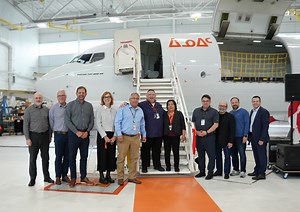 ✈️ 🎥 Revivez en vidéo le dévoilement du tout premier Boeing 737-800 Nouvelle génération Combi au monde — une innovation majeure pour Air Inuit et l’aviation nordique. 🎉 ——— Experience the launch of the world’s first Boeing 737-800 Next Generation Combi — a significant milestone for Air Inuit and northern aviation. 🙌🏻 📍 Montréal / Montreal 🗓 23 octobre 2025 / October 23, 2025 🔗 Pour en savoir plus / Learn more: https://www.airinuit.com/en/about-air-inuit/innovation | Air Inuit