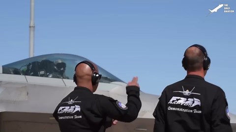 Starting US Air Force's Super Advanced Stealth Fighter Jets