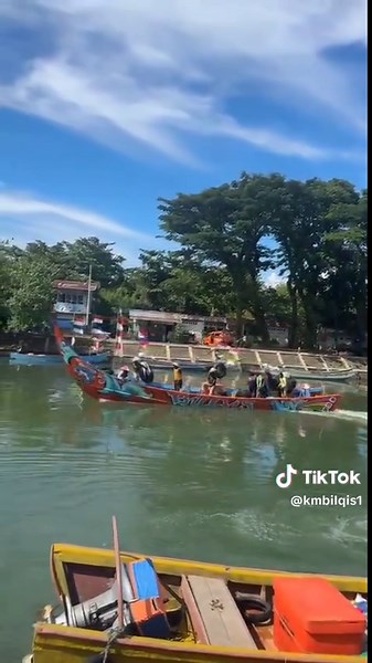 Demi Adek: Stay Pelaut dan Pukat Payang