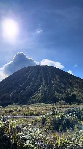 Explore the Beauty of Bromo Mountain