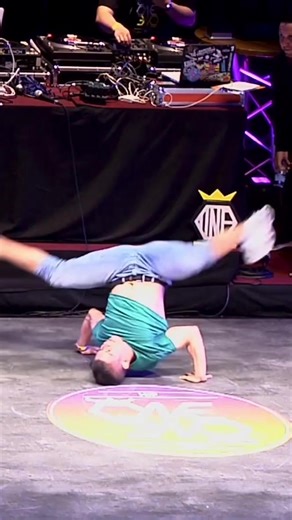 Original PowerMove Combo ! ⚡️ #top #breakdance #skills #powermove #breaking