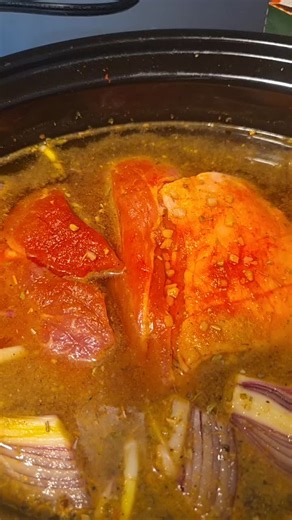 On a busy day, bringing out the slow cooker. Just put it to cook and go on with my day.😊 #ItrustinGod #slowcookerdinner