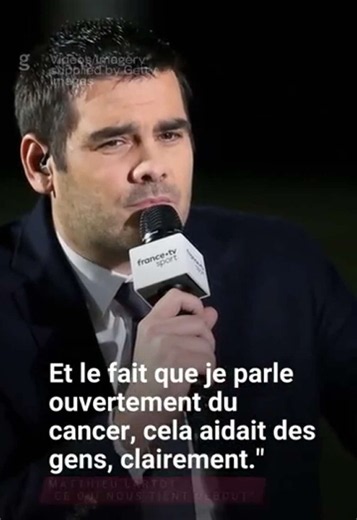 ❤️ « Je n’ai jamais compris pourquoi le cancer était tabou. » Après avoir lui-même vaincu un cancer du genou à 17 ans puis une récidive agressive à 43 ans qui lui a valu l'amputation de sa jambe droite, @matthieulartot a choisi d’en parler ouvertement. Un témoignage qui, au fil des messages reçus, lui a fait prendre conscience d’une réalité particulièrement forte : derrière le cancer, beaucoup de patients vivent aussi leur parcours dans une grande solitude. « Je me suis senti investi de quelque 