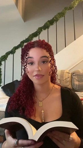 Im a little bit more than halfway done but I couldnt wait to finish to tell you guys about this one! I’m full on blushing reading these scenes #booktok #bookish #bookscenes #bookworm #books #bookrecs #bookishthings #bloodorange #bookrec