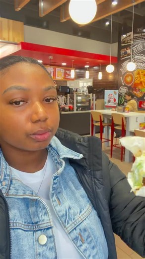 Foodie Becca K 🍸 on Instagram: "Stop what you’re doing… Sheetz has your next favorite snack 😍 There are so many different things to choose from @Sheetz Location: 📍 your nearest Sheetz Cost:$$ Attire: casual and comfortable✨ 📸- @bxcca.k #ad #Dahecksasheetz #Sheetz #foodie #detroiteats #streettacos #macncheesebitez"