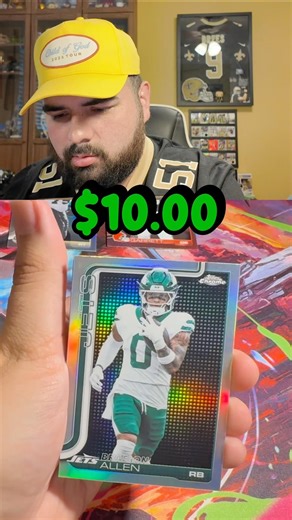 Pulled a Lightboard Logo SSP and didn’t even know😭🤣#tradingcards #clip #rippingpacks #toppschrome