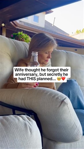 Wife thought he forgot their anniversary but he surprised her with this😭❤️ Create your custom worship song at PrayerSong.com❤️ | PrayerSong