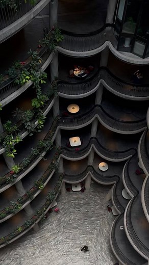 Art & Architecture | Exploring the Hive, also known as the learning hub south, Designed by @officialheatherwickstudio, located in... | Instagram
