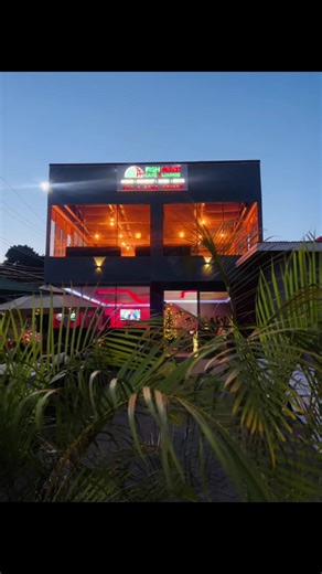 Fish Point Cafe: A Magical Dining Experience After Dark