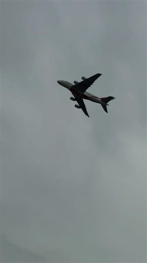 Emirates airlines take off dubai international airport 🛫