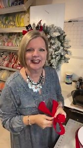 3 Gal Thursday Part 2 - Holiday Wreath using Flocked Evergreen Base | Dor Designs