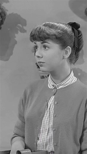 Season 1 · Episode 1 · Part 11 – The Dick Van Dyke Show 📺✨ The humor stays effortless and charming—another moment of classic wit and warmth that makes this opening episode so enjoyable. Hashtags #TheDickVanDykeShow #Season1Episode1 #ClassicComedy #VintageTV #TimelessEntertainment | Top legends.1