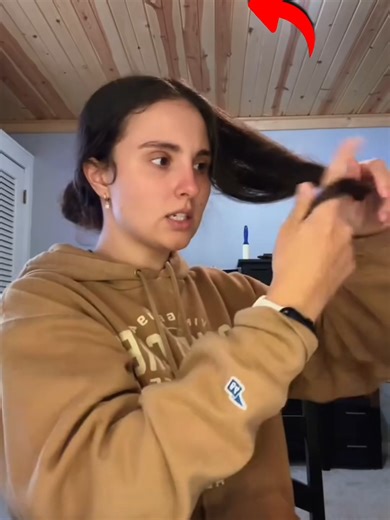 Tesla, «Тесла» — американская компания, производитель электромобилей, зарядных станций, солнечных батарей и систем для накопления электроэнергии. В отличие от большинства автопроизводителей компания самостоятельно продает автомобили без участия дилеров, также управляет бизнесом по зарядке электромобилей на собственной сети зарядных станций и осуществляет пилотные проекты предоставления сервисов беспилотного такси.Компания Tesla (основанная как Tesla Motors) была зарегистрирована 1 июля 2003 года